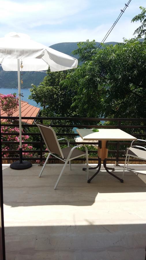 Ferienwohnung Delfini Bay Retreat Vasiliki Exterior foto